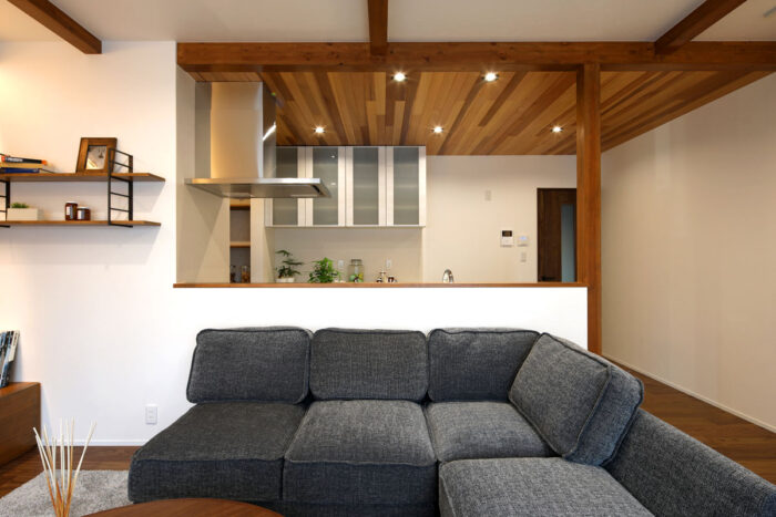 リフォーム施工事例：宇都宮市　木と石の自然をたっぷりと感じる家