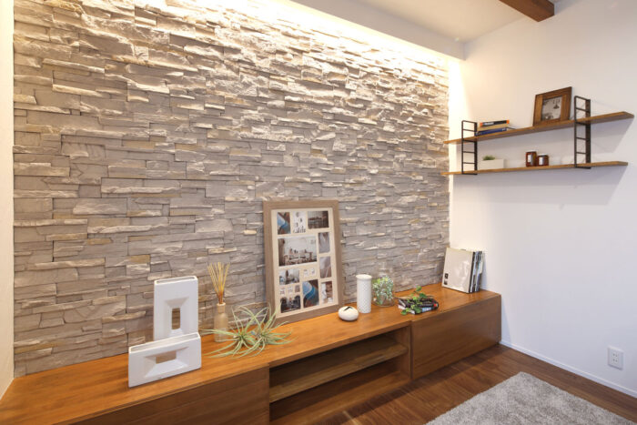 リフォーム施工事例：宇都宮市　木と石の自然をたっぷりと感じる家