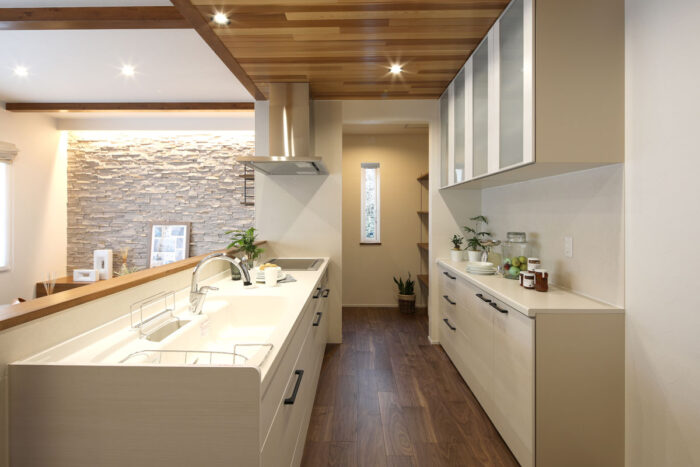 リフォーム施工事例：宇都宮市　木と石の自然をたっぷりと感じる家