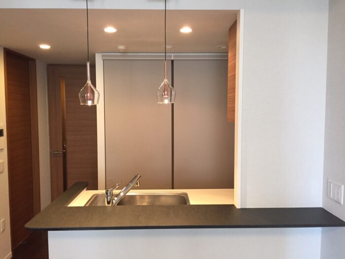 リフォーム施工事例:宇都宮市 キッチンリフォーム ホテルライクなペンダント照明