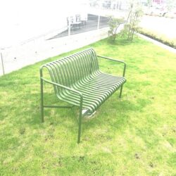 オノヤ 宇都宮宝木リフォームショールーム ブログ「宝木店の駐車場の角には芝生スペースがあります。」