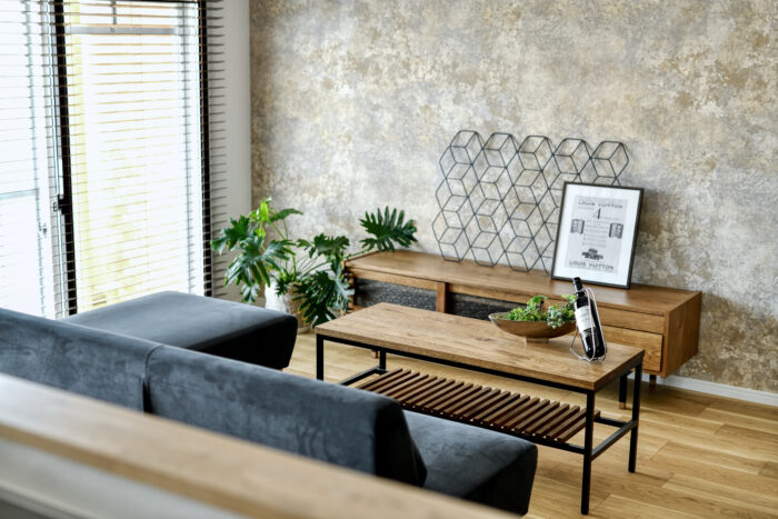 リフォーム施工事例：フルリフォーム　無機質な素材の温度感が調和した開放的な空間