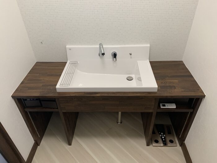リフォーム施工事例：世界に一つの洗面化粧台リフォーム