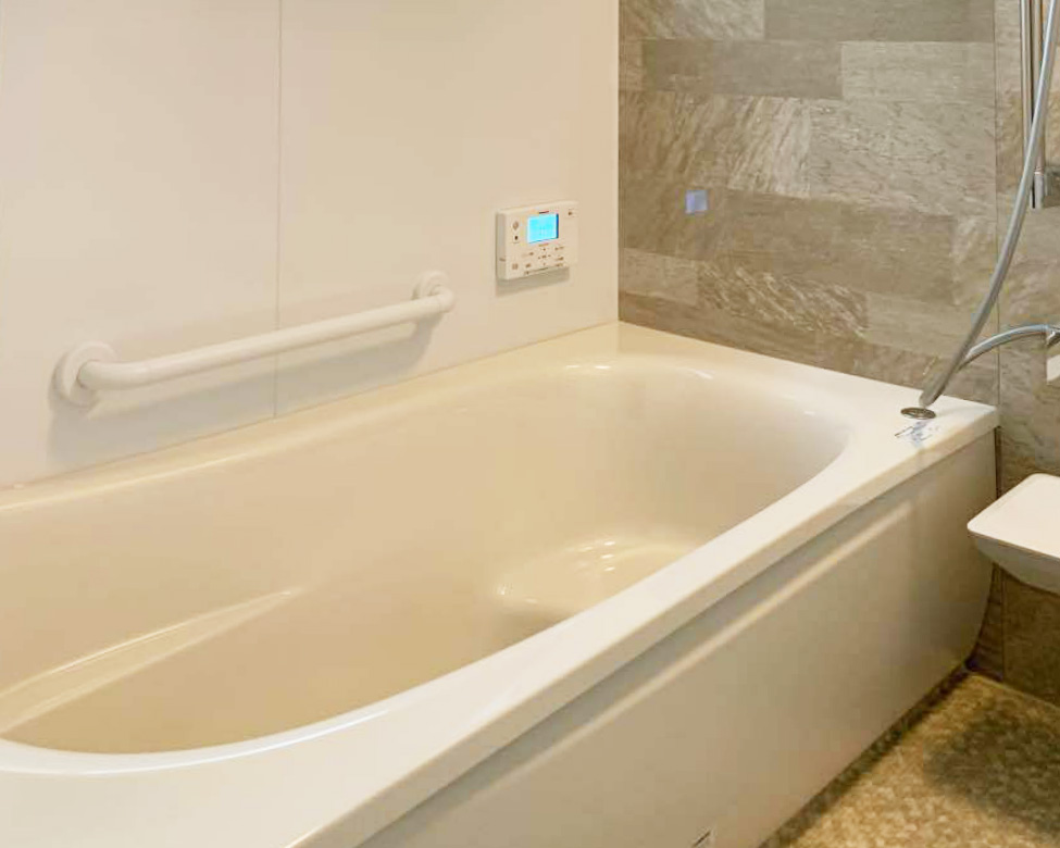 リフォーム施工事例：宇都宮市　温かみを求めた浴室リフォーム