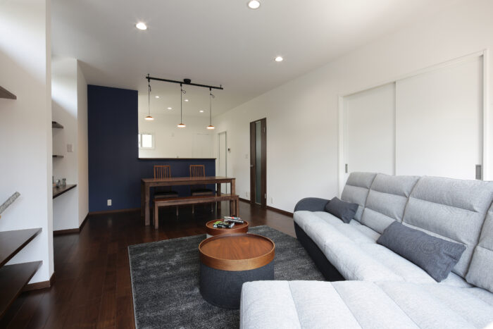 リフォーム施工事例：スタイリッシュな二世帯住宅へのフルリフォーム