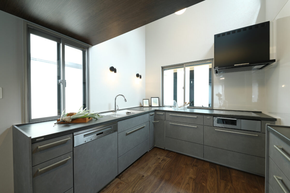 リフォーム施工事例:宇都宮市 料理とくつろぎを楽しむ、キッチンが主役の暮らし